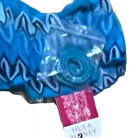 NWT Hula Honey Juniors' Small Festival Dream Crochet Off-The-Shoulder Bikini Top - Picture 5 of 11